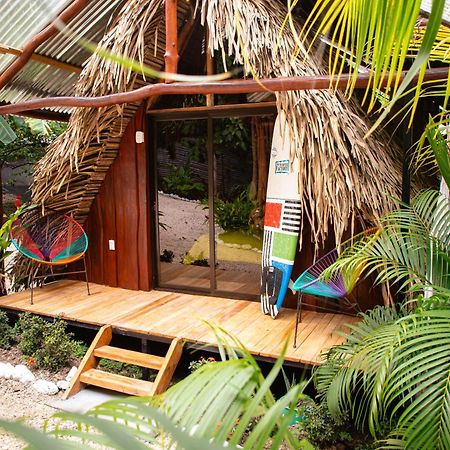 El Gato Rojas Surf Hostel Playa Santa Teresa  المظهر الخارجي الصورة