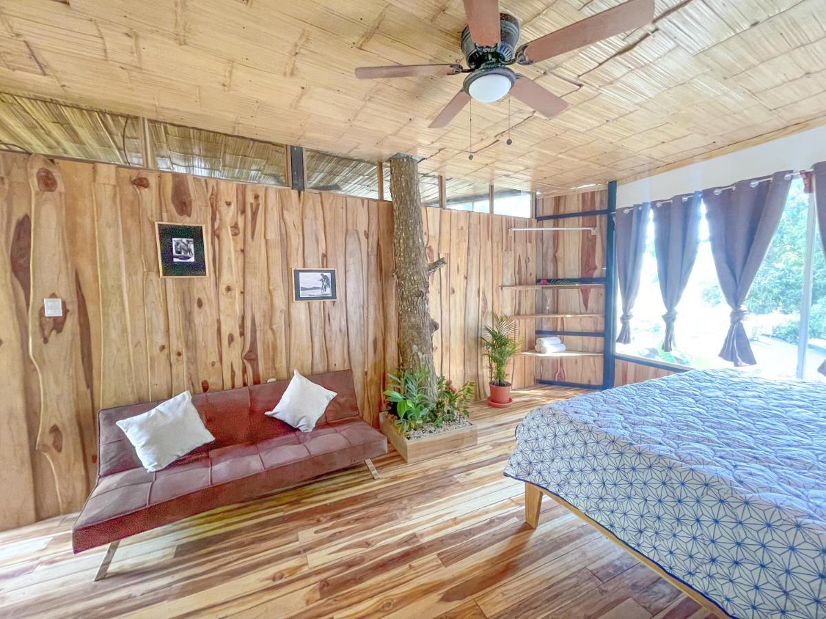 El Gato Rojas Surf Hostel Playa Santa Teresa  المظهر الخارجي الصورة
