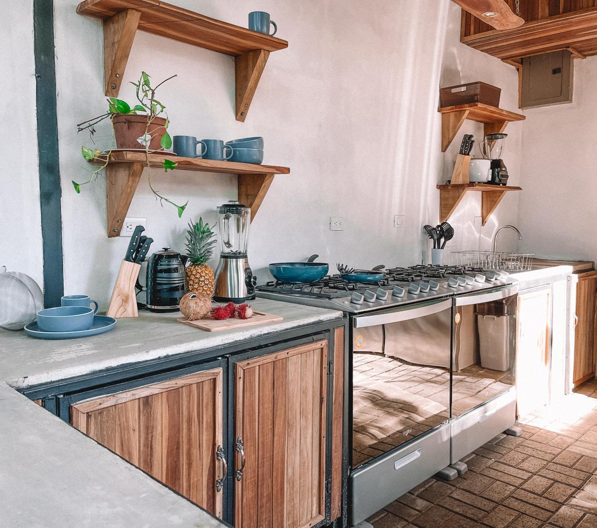 El Gato Rojas Surf Hostel Playa Santa Teresa  المظهر الخارجي الصورة