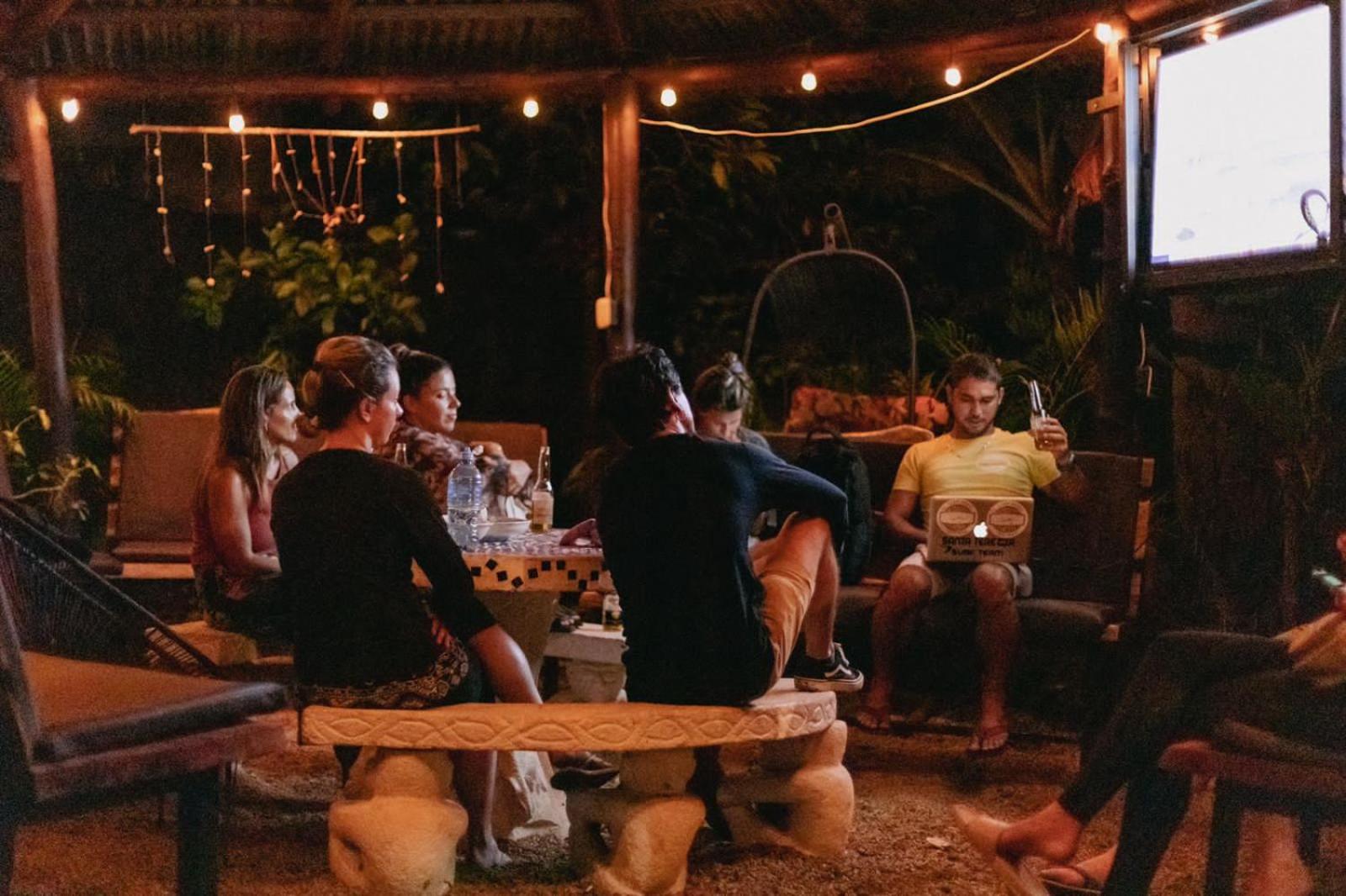 El Gato Rojas Surf Hostel Playa Santa Teresa  المظهر الخارجي الصورة