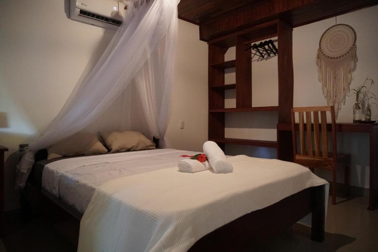 El Gato Rojas Surf Hostel Playa Santa Teresa  المظهر الخارجي الصورة